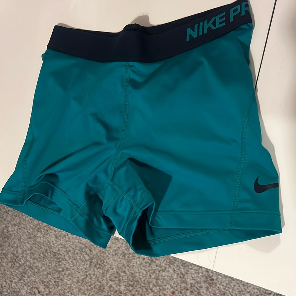 Nike pros